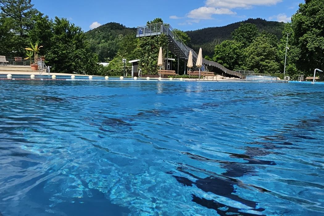 Bild zeigt Familienbad Seelbach
