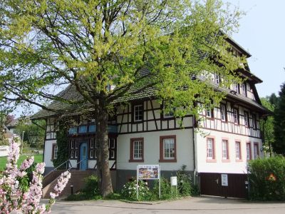 Bild von dem AWO Kinderhaus im Frühling